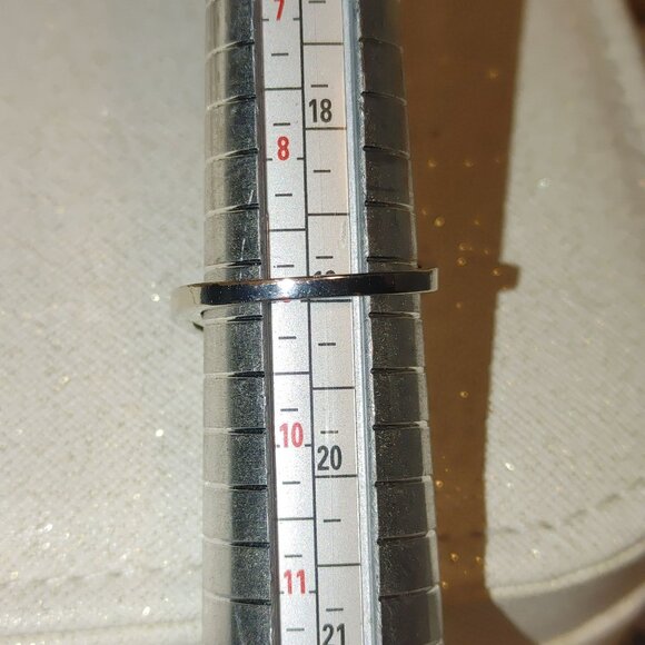 Ring Size 9 Art Deco Blue Rectangular Gemstone Clear Crystal Accents Silver Tone - Picture 3 of 13